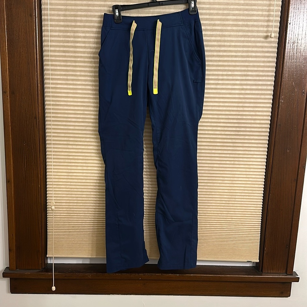 scrub pants